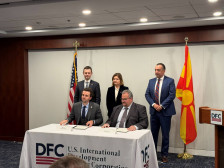 Фирма на Австралиец со македонско потекло ќе вади критични минерали во кривопаланечко - договорот потпишан во Вашингтон - telma.com.mk