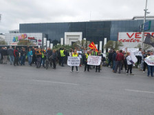 (Видео) Студенти и граѓани кои работеле во странство протестираа пред УЈП - telma.com.mk