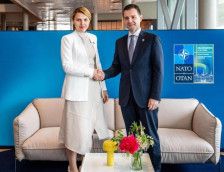 Се надевам дека Скопје ќе бара решение, а не конфликт со Софија - шефица на бугарската дипломатија со порака за Македонија - telma.com.mk
