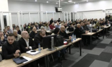 Му се слошило на еден од обвинетите, повикана Брза помош - пауза на рочиштето за „Пулс“ - telma.com.mk