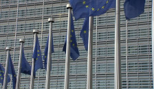 ЕУ усвојува прва Стратегија против сиромаштија - telma.com.mk