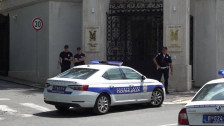 Скандал во Белград - шефот на белградската полиција и уште 3 други полицајци бришеле траги и снимки од убиство - telma.com.mk