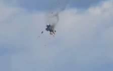 (Видео) Судир на два борбени авиона на аеромитинг во САД - telma.com.mk