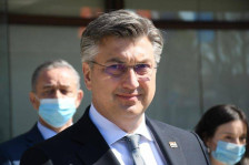 Хрватскиот премиер Андреј Пленковиќ во посета на Македонија - telma.com.mk