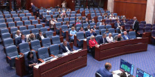 Целодневна дебата во Собранието за интерпелацијата на министерот за земјоделство Цветан Трипуновски - telma.com.mk