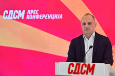 Филипче бара уставни измени, ВМРО ДПМНЕ го нарекоа специјален бугарски пратеник - telma.com.mk