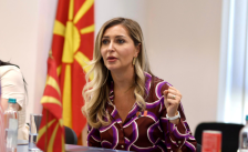 Емоционален настап пред медиумите – Зеколи-Шакири бара правда за својот починат сопруг