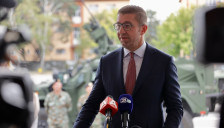 Мицкоски неделава на средба со владините партнери – ќе се одлучува кој ќе биде поставен за владин повереник во 4 општини