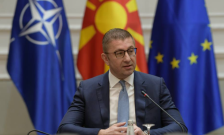 „Ако треба јас ќе ја донирам платата за судиите“ – Мицкоски рече дека реформите од ЕУ не се за подобро судство, туку за повисоки плати