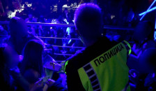 Контрола во угостителски објекти во Куманово, затекнати малолетници после 24:00 часот и под дејство на алкохол, следува соодветна пријава