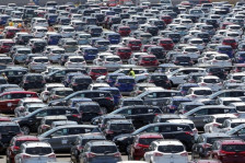 ЕУ се премисли во врска со забраната за бензински и дизел мотори