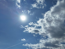 Сончево со мала облачност