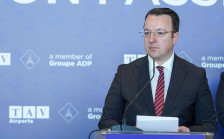 Николоски: Три милиони патници на скопскиот аеродром, за прв пат во историја на авиосообраќајот