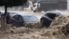 ВИДЕО: Смртоносни поплави го погодија Мароко по години суша