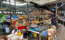 Високи цените на овошјето и зеленчукот, кумановскиот пазар празен – граѓаните се жалат на неподносливи цени