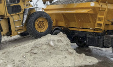 Град Скопје на терен: Интензивно расчистување и апел за внимателно возење