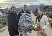 На Божиќ се роди првото бебе во Делчево, се вика Ајлина