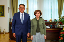 Сиљановска-Давкова се сретна со гувернерот на Народната банка, Славески