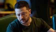 Зеленски: Русија лансираше речиси 300 дронови и 50 ракети кон Украина во текот на ноќта