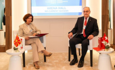 Сиљановска-Давкова се сретна со швајцарскиот претседател Пармелан во Дубаи