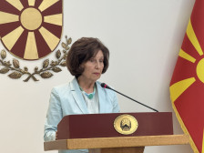 Сиљановска-Давкова: Владиниот авион е функционален и поевтин, но ни треба понов и побезбеден