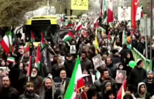 Една жена убиена во напад во близина на протестите во Техеран