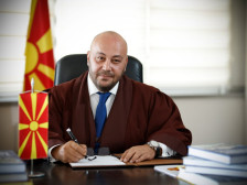 Костадиновски останува против Бадентер во Уставен – Кадриу: Мора да се смени методот на одлучување