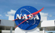 НАСА се откажува од орбиталната лунарна станица и гради база на Месечината вредна 20 милијарди долари