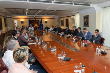 Мицкоски по средбата со маркетите: Нема да дозволиме профитерство и неоправдано зголемување на цените