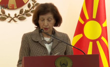 Сиљановска-Давкова по Советот за безбедност: Состојбата е стабилна, нема закана за државата