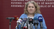 Петровска: Дали со прекинување на акцијата за поткуп од 50 илјади евра се штити министерот за земјоделие? – Тошковски: Не и доликува ваква манипулација на дама