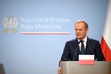 Туск: Смирете се, нема да дозволам опозицијата и претседателот да ја вовлечат Полска во војна со Иран