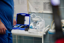 Алиу во Гостивар: Обезбедивме современа медицинска опрема вредна половина милион долари за четири регионални болници, во партнерство со Проект ХОПЕ
