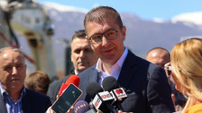 Мицкоски: Ги повикувам македонските граѓани да ги поминат своите летни годишни одмори на македонските планини, езера и села!