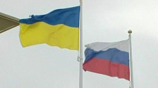 Најмалку 22 загинати во масовен руски напад врз украински градови