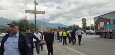 3-4 евра за метар квадратен не е правична цена – жителите на Речица на протест за нивите од Коридорот 8