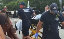 Дванаесет застрелани во близина на фестивал во Охајо, полицијата во потрага по осомничените