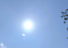 Сончево и топло со мала до умерена локална облачност